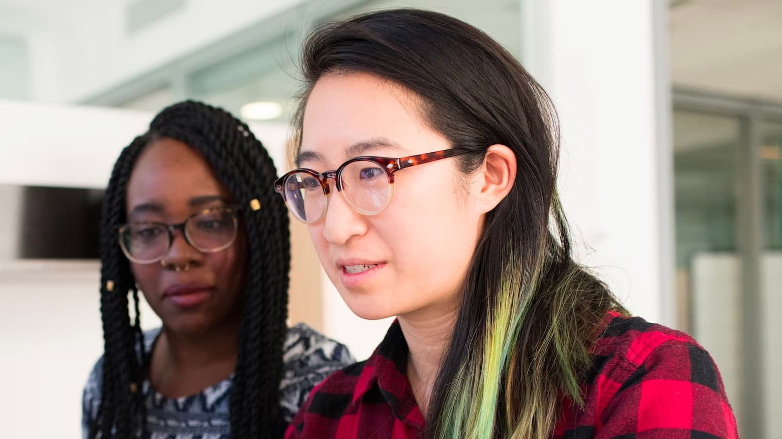 Equipo de Ovenware colaborando en soluciones cloud